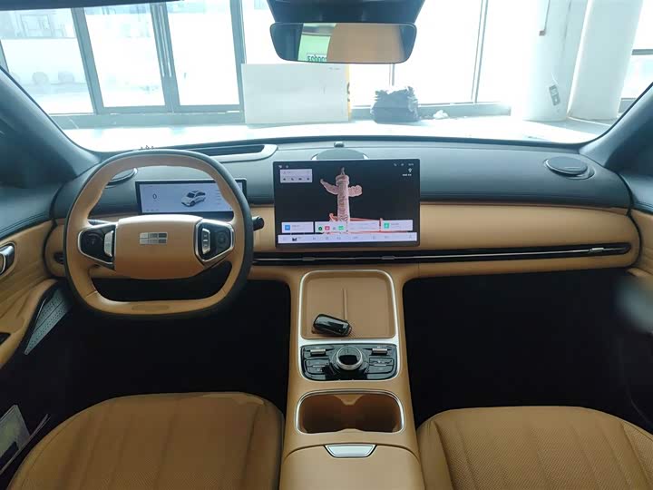 Фото 10 - Geely Galaxy Starship 7