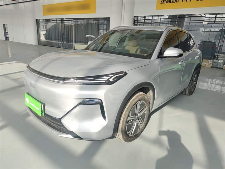 Фото 2 - Geely Galaxy Starship 7