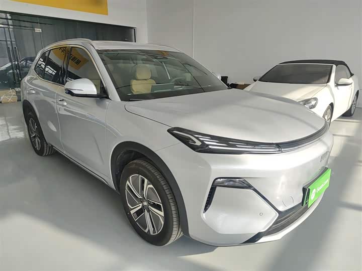 Фото 4 - Geely Galaxy Starship 7