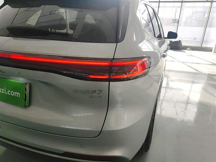 Фото 8 - Geely Galaxy Starship 7