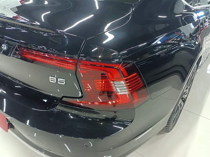 Фото 8 - Volvo S90