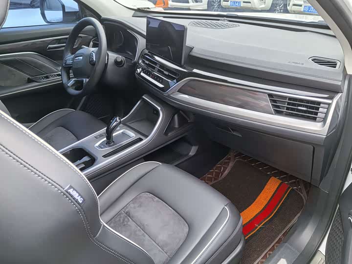 Фото 8 - Haval H6