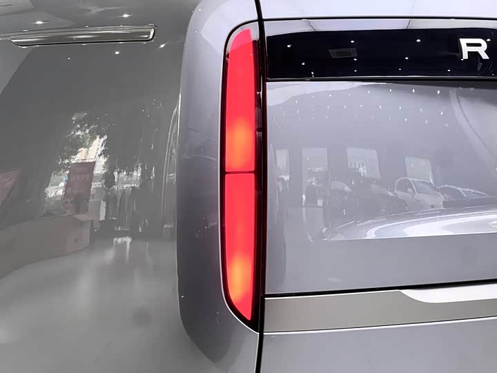 Фото 13 - Land Rover Range Rover