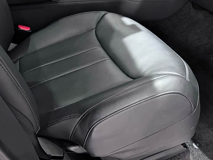 Фото 27 - Land Rover Range Rover