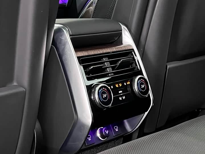 Фото 38 - Land Rover Range Rover