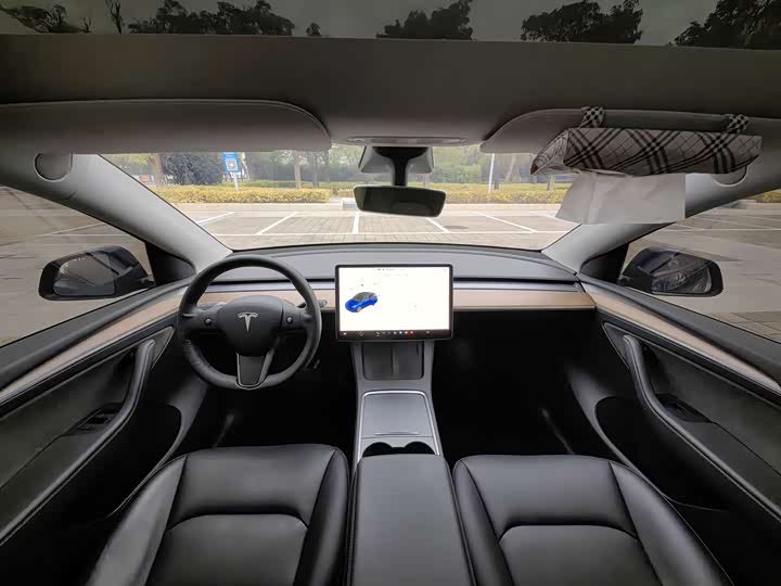 Фото 4 - Tesla Model Y