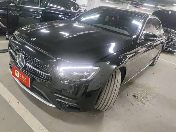 Фото 1 - Mercedes-Benz E-Class