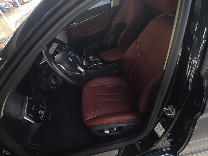 Фото 8 - BMW 5 Series