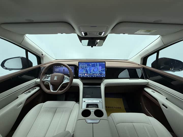 Фото 13 - BYD Xia