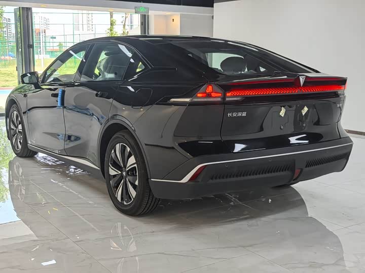 Фото 6 - Changan Deepal SL03