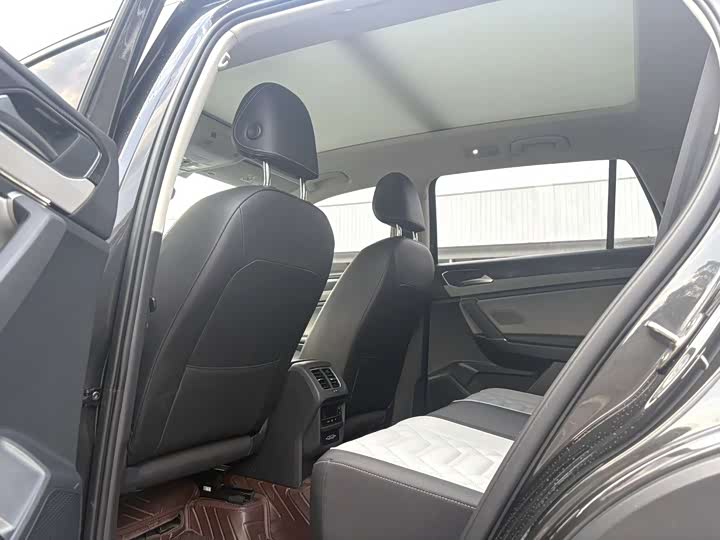 Фото 6 - Volkswagen Tayron