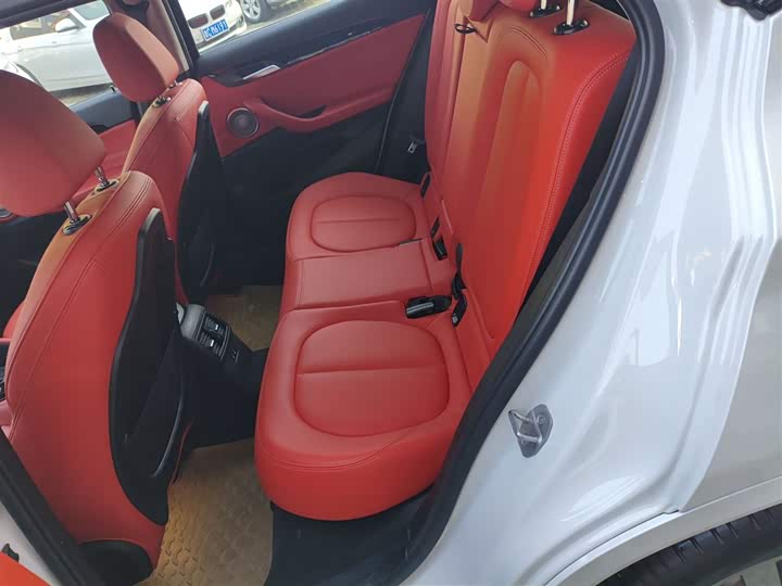 Фото 14 - BMW X2