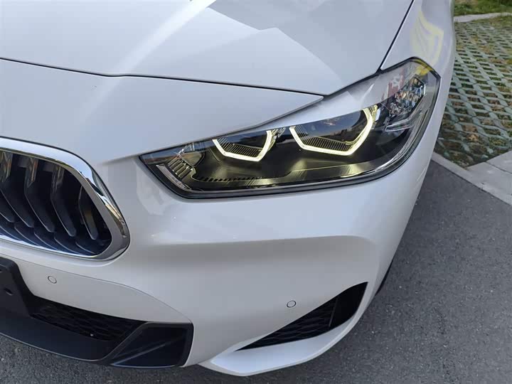 Фото 15 - BMW X2