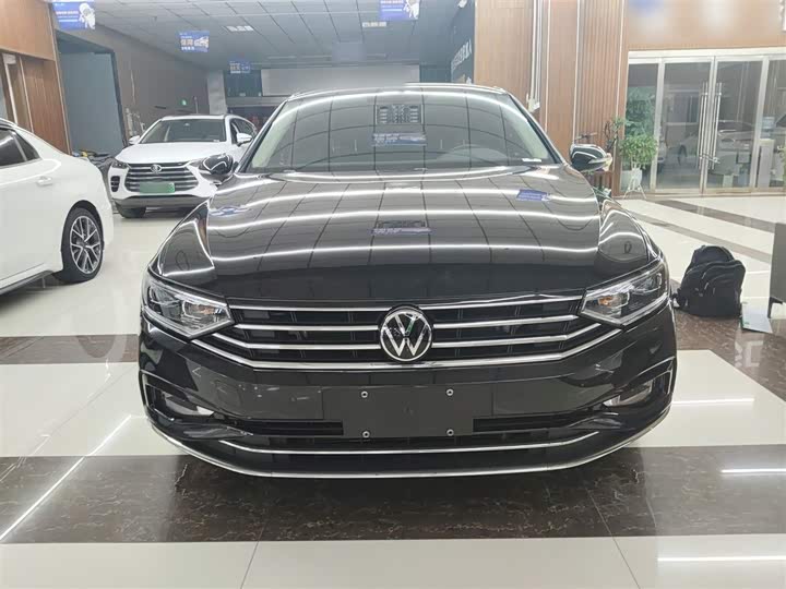 Фото 3 - Volkswagen Magotan