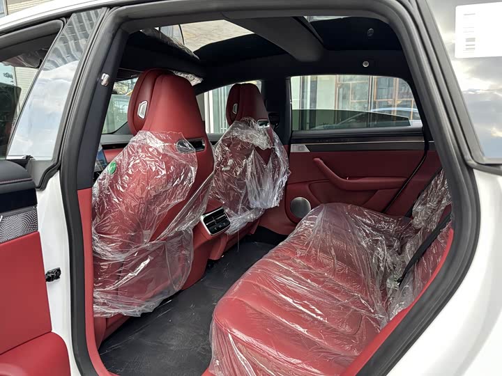 Фото 11 - Luxeed S7