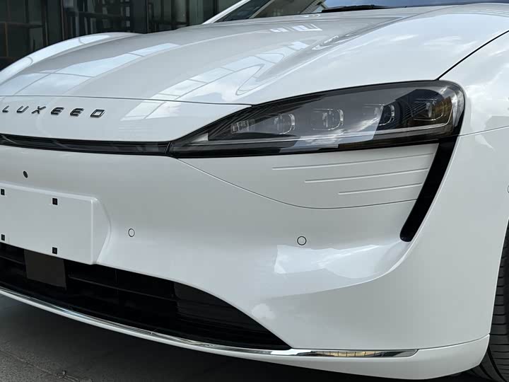 Фото 19 - Luxeed S7