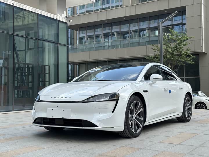 Фото 24 - Luxeed S7