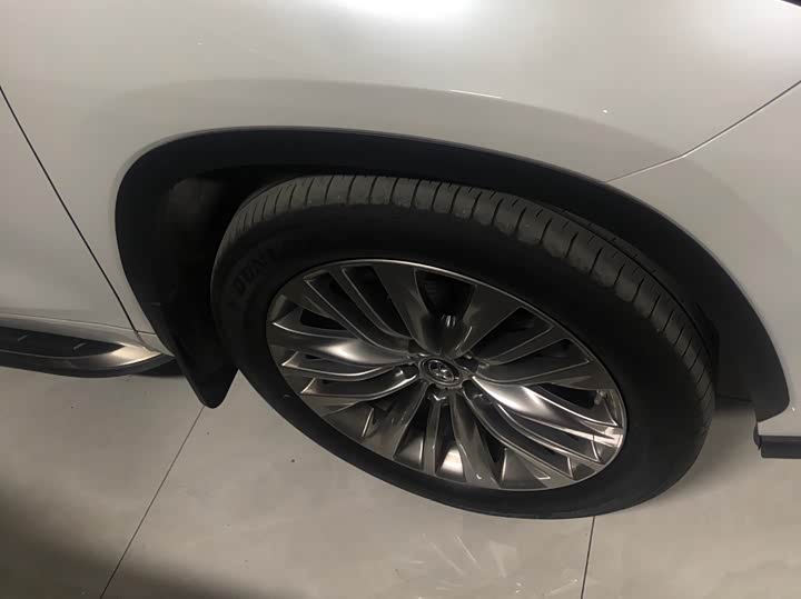 Фото 11 - Toyota Highlander