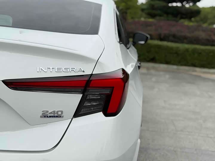 Фото 9 - Honda Integra