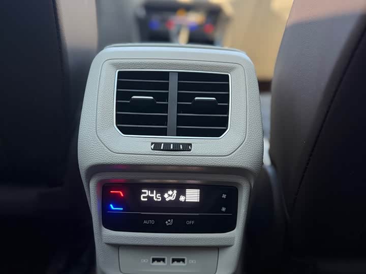 Фото 12 - Volkswagen Tayron