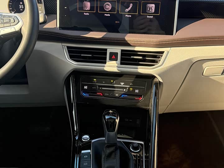 Фото 23 - Volkswagen Tayron