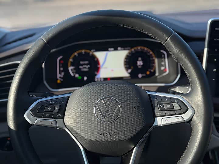 Фото 24 - Volkswagen Tayron