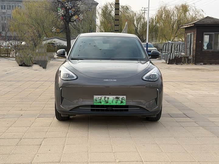 Фото 2 - Geely Galaxy Geome