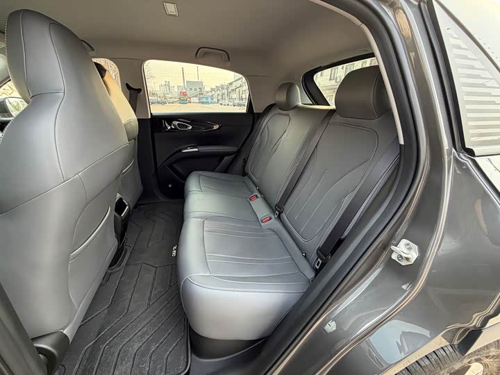 Фото 7 - Geely Galaxy Geome