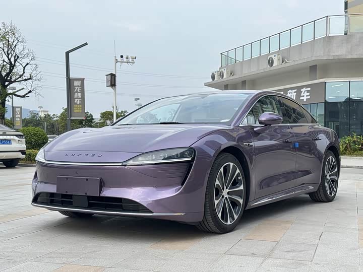 Фото 1 - Luxeed S7