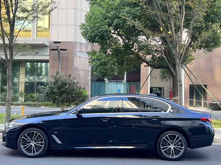 Фото 7 - BMW 5 Series