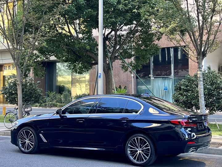 Фото 8 - BMW 5 Series