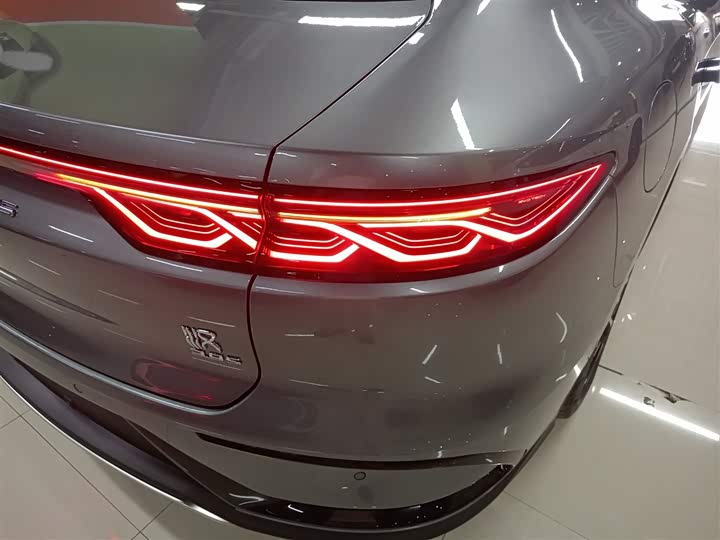 Фото 8 - BYD Han