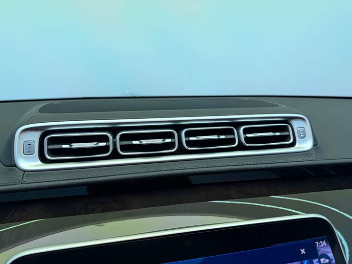 Фото 16 - Mercedes-Benz Maybach S-Class