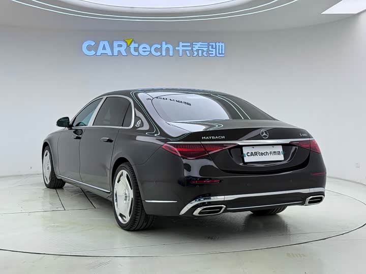 Фото 4 - Mercedes-Benz Maybach S-Class