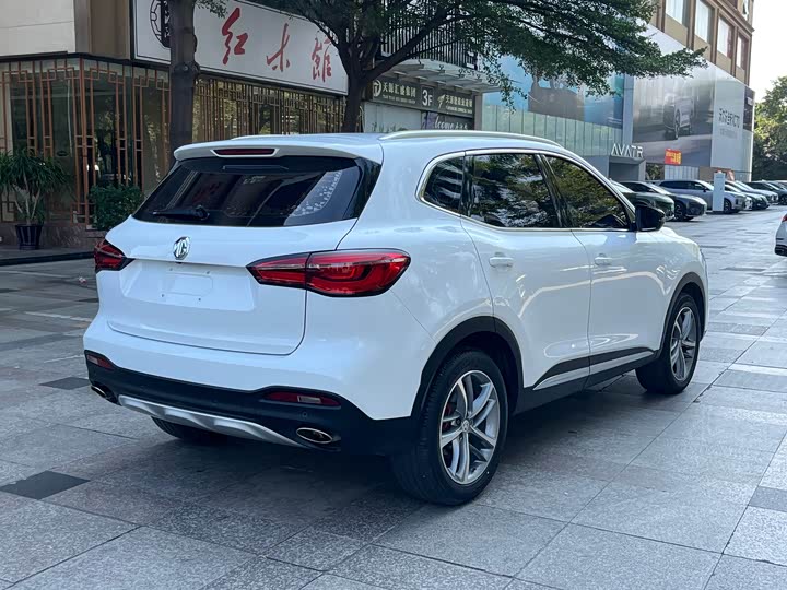 Фото 6 - MG Motor HS