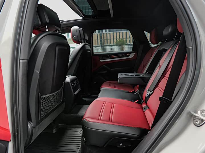 Фото 7 - Porsche Cayenne