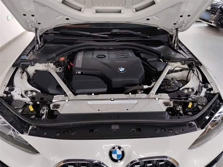 Фото 11 - BMW 4 Series