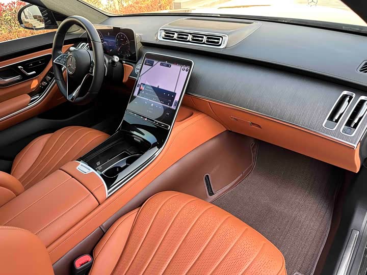 Фото 8 - Mercedes-Benz S-Class