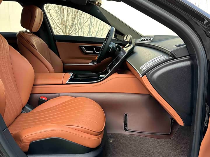 Фото 9 - Mercedes-Benz S-Class