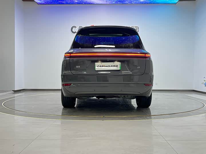 Фото 26 - LiXiang L9