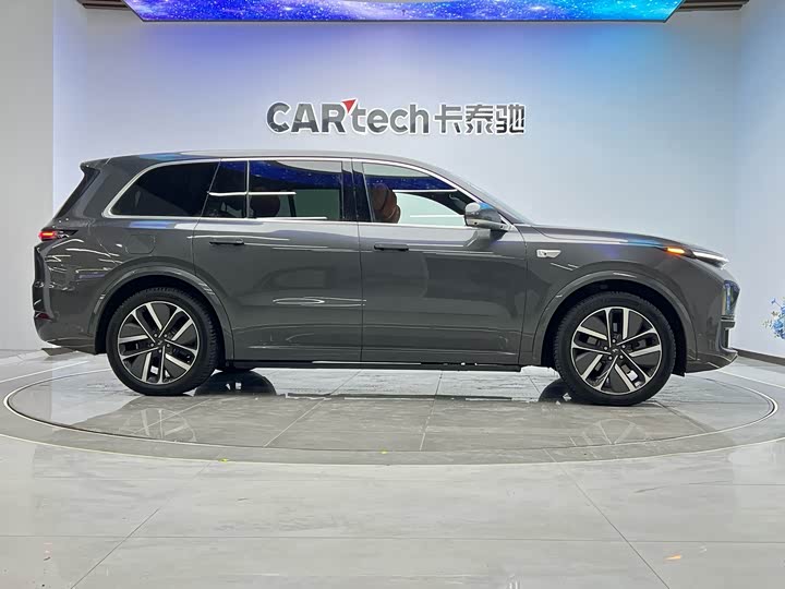 Фото 27 - LiXiang L9