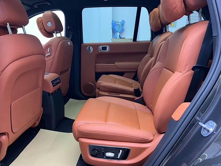 Фото 8 - LiXiang L9