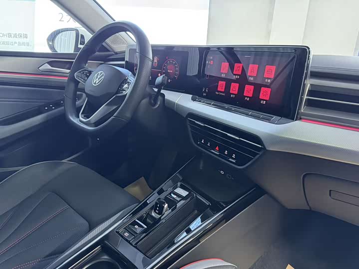 Фото 22 - Volkswagen Lamando L