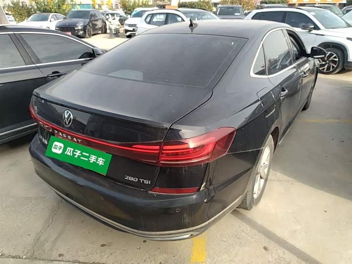 Фото 7 - Volkswagen Passat