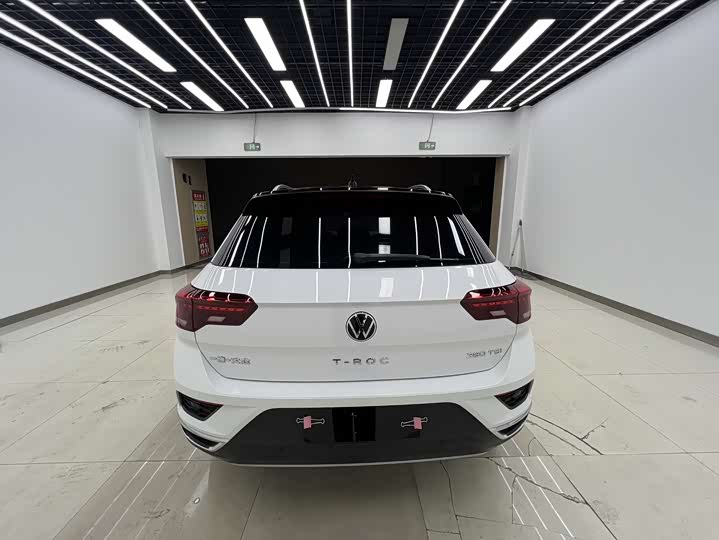 Фото 5 - Volkswagen T-Roc