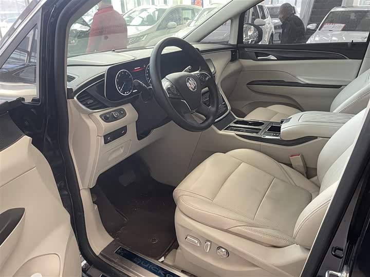 Фото 5 - Buick GL8 ES