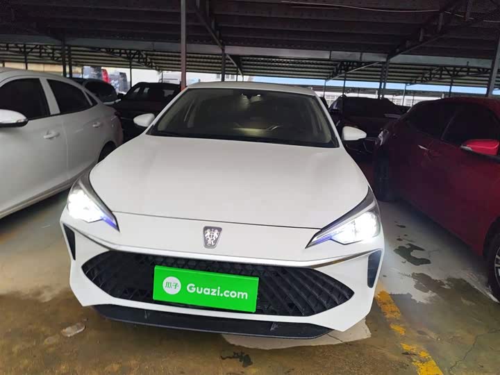 Фото 3 - Roewe i5