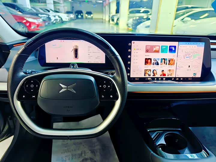 Фото 20 - XPeng P7