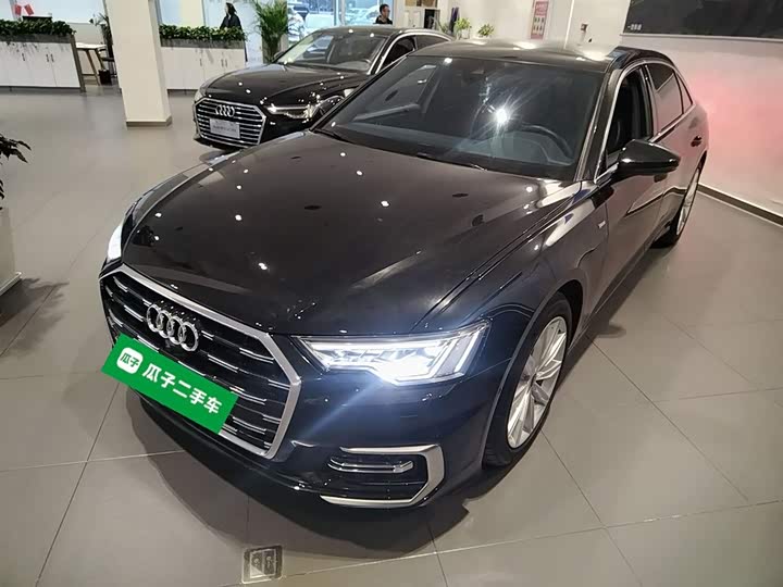 Фото 2 - Audi A6L