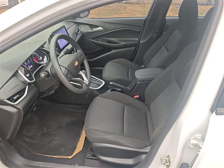 Фото 15 - Chevrolet Onix (Cavalier)